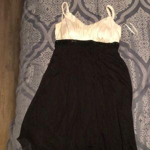 En focus studio dress